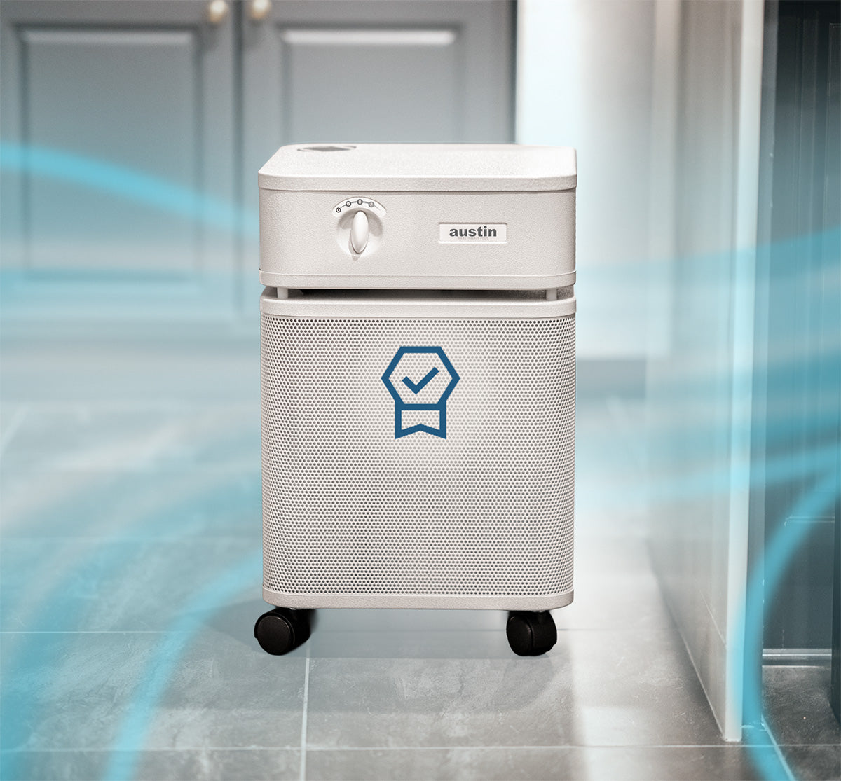 Air purifier with medal icon sitting on a blurred indoor background with blue air lines